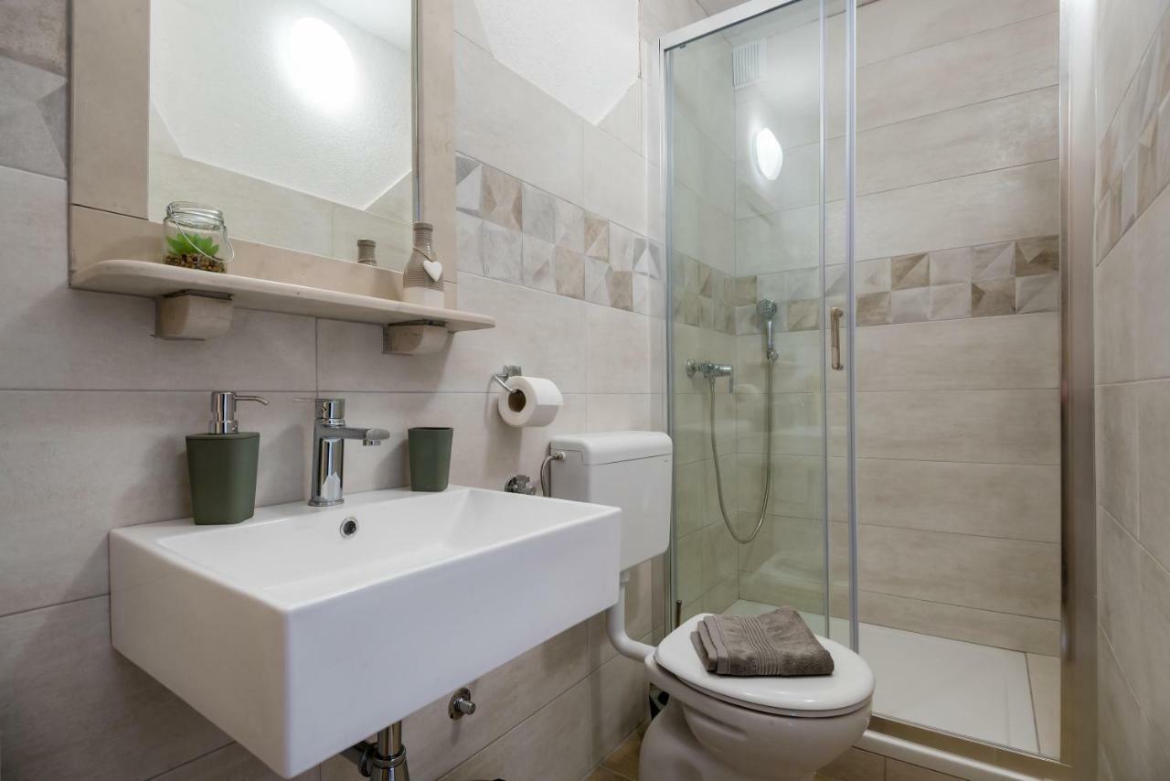 Apartment Cesarica Башка-Вода Экстерьер фото